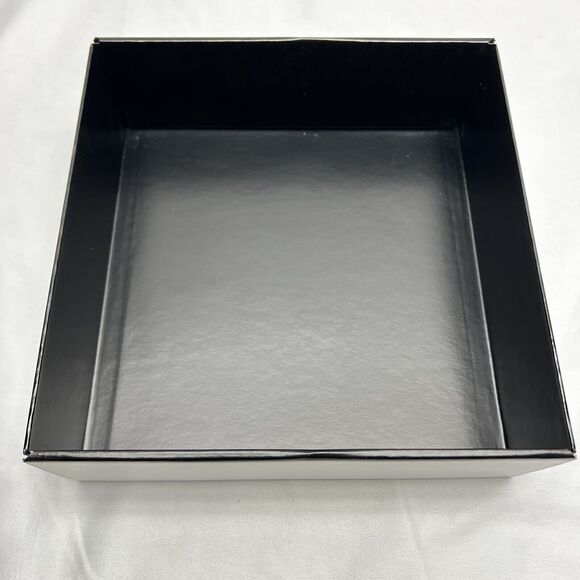 Authentic CHANEL Gift Box Empty Medium Box White With Black Trim 8"x8"x3.5" - Picture 6 of 9